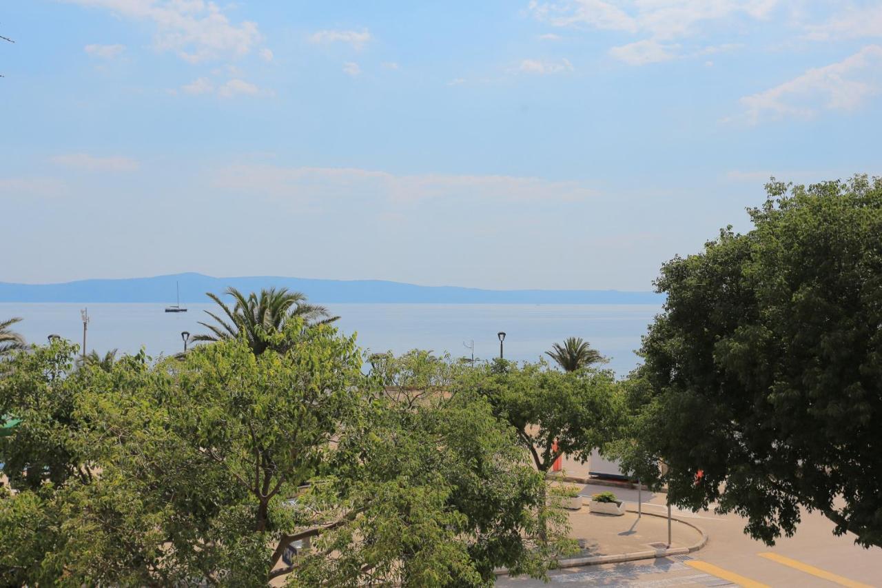 Apartments By The Sea Podgora, Makarska - 18918 Ngoại thất bức ảnh