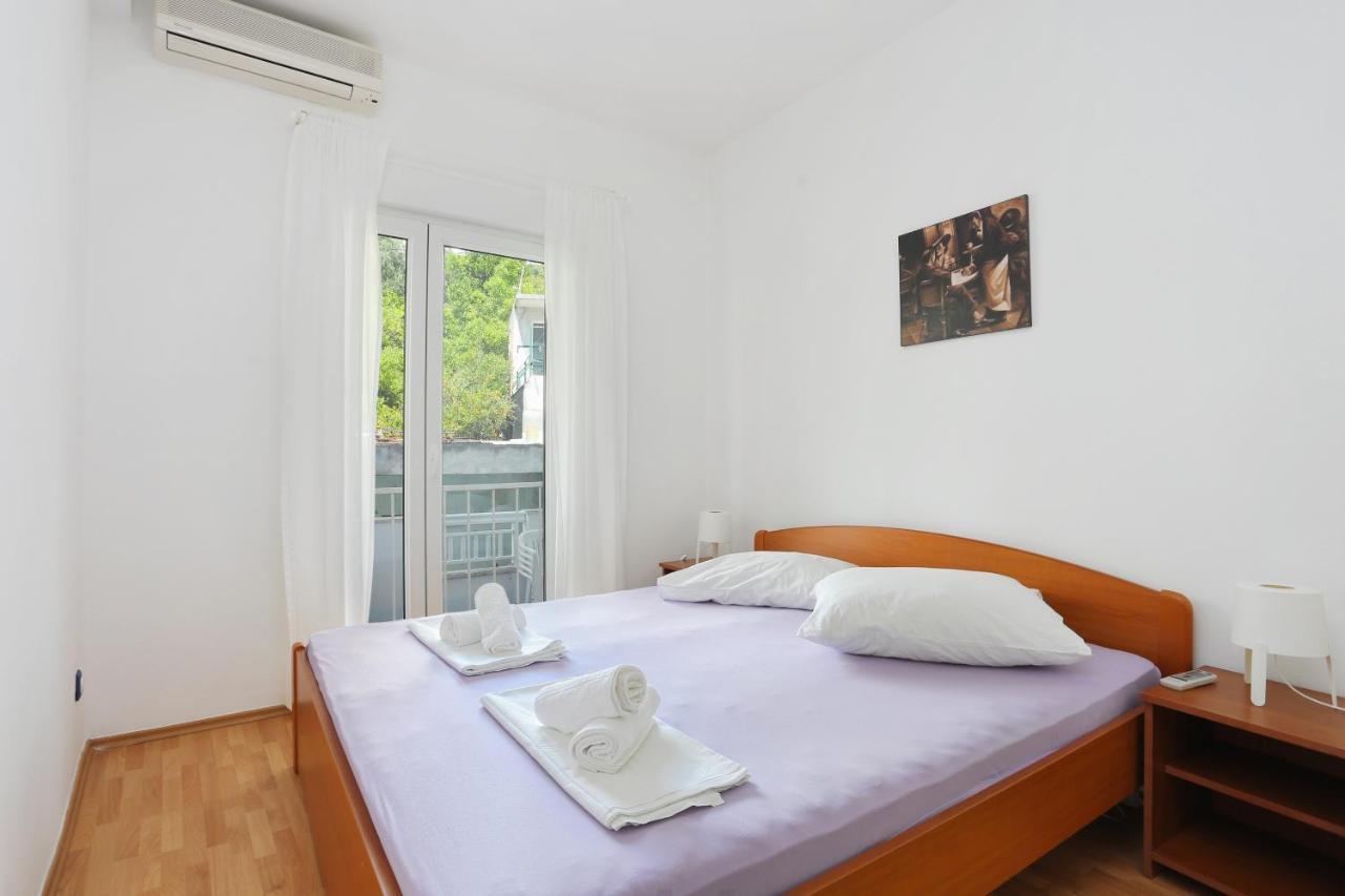 Apartments By The Sea Podgora, Makarska - 18918 Ngoại thất bức ảnh