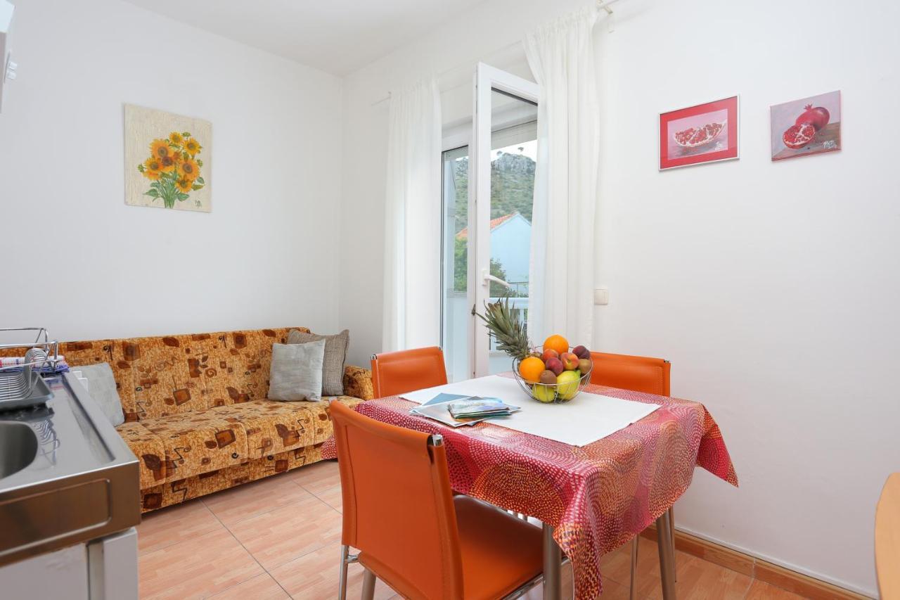 Apartments By The Sea Podgora, Makarska - 18918 Ngoại thất bức ảnh