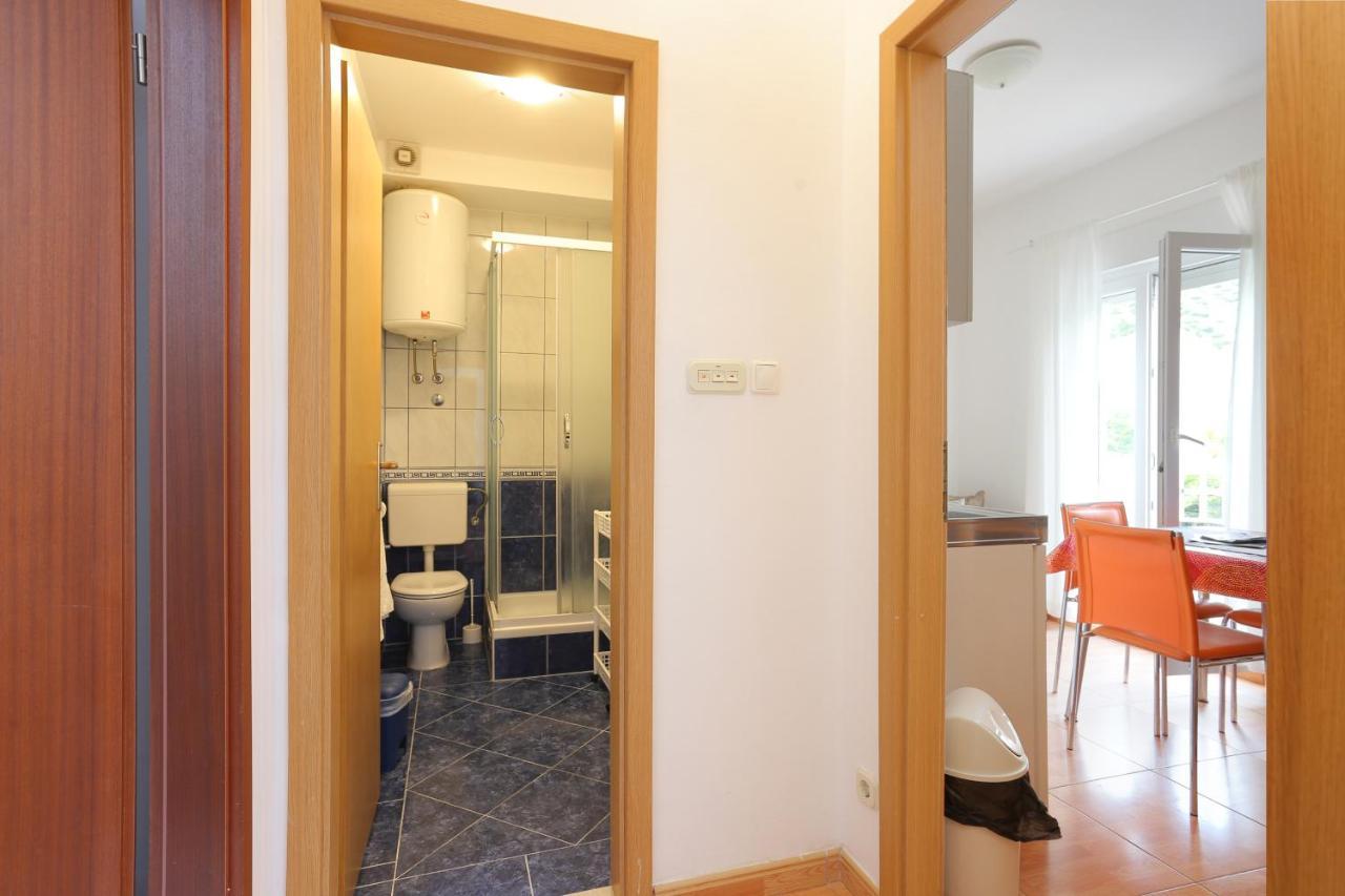 Apartments By The Sea Podgora, Makarska - 18918 Ngoại thất bức ảnh