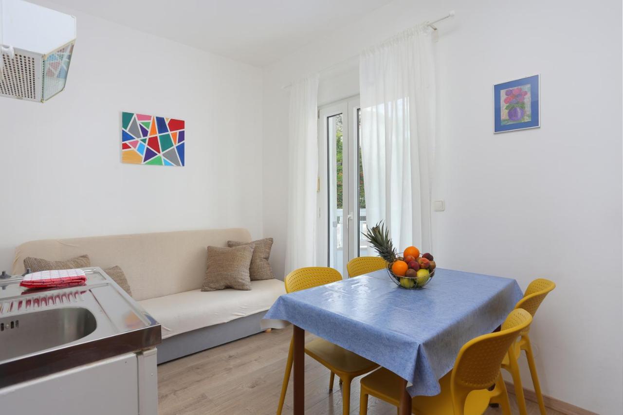 Apartments By The Sea Podgora, Makarska - 18918 Ngoại thất bức ảnh