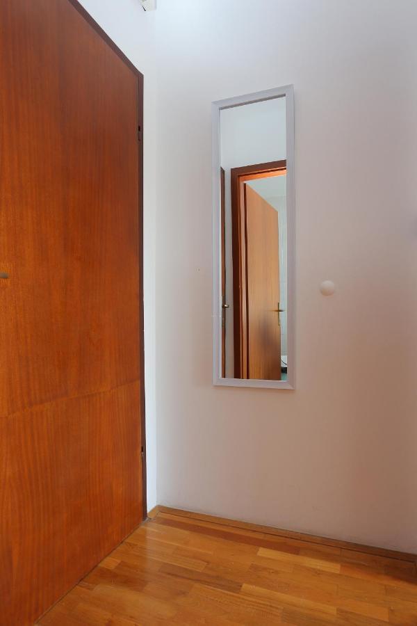 Apartments By The Sea Podgora, Makarska - 18918 Ngoại thất bức ảnh