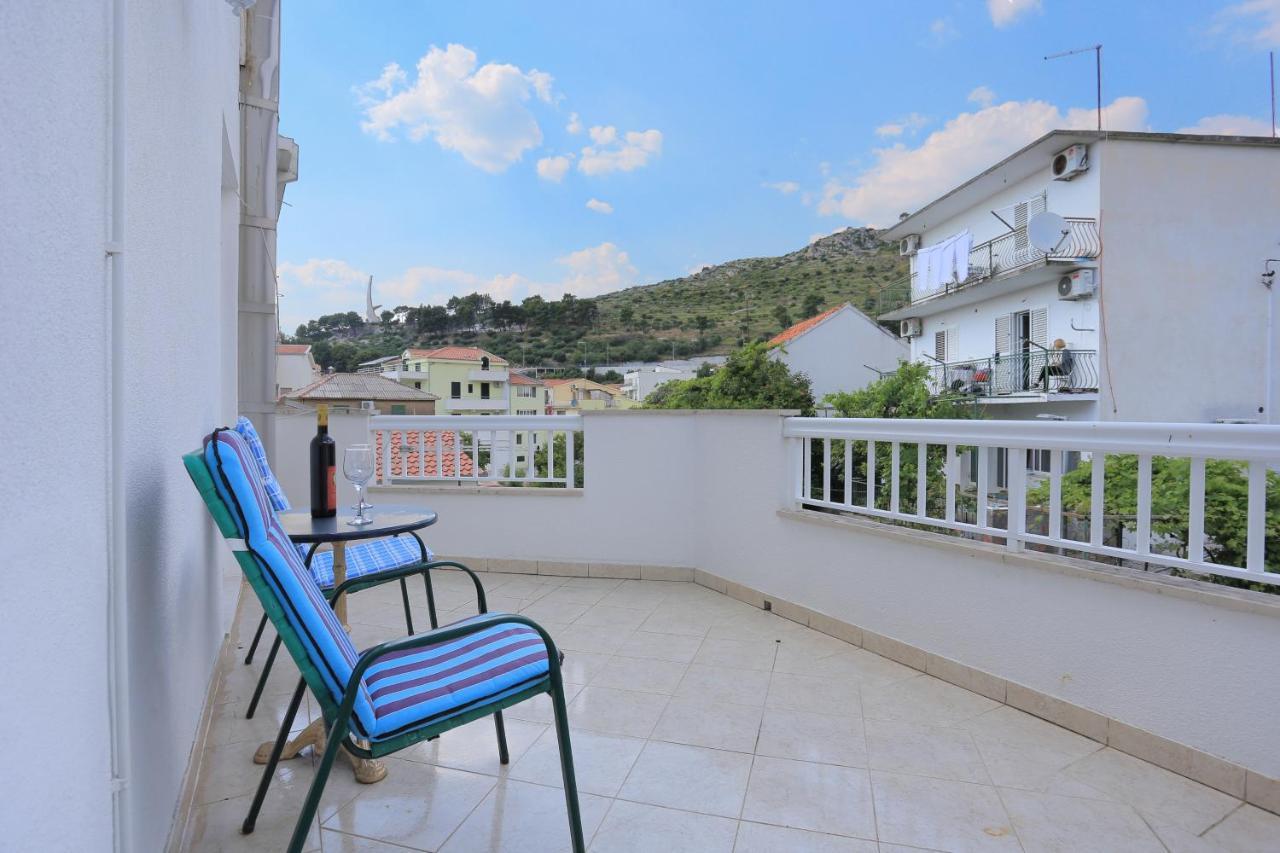 Apartments By The Sea Podgora, Makarska - 18918 Ngoại thất bức ảnh